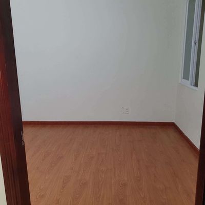To rent thezen District 12.
