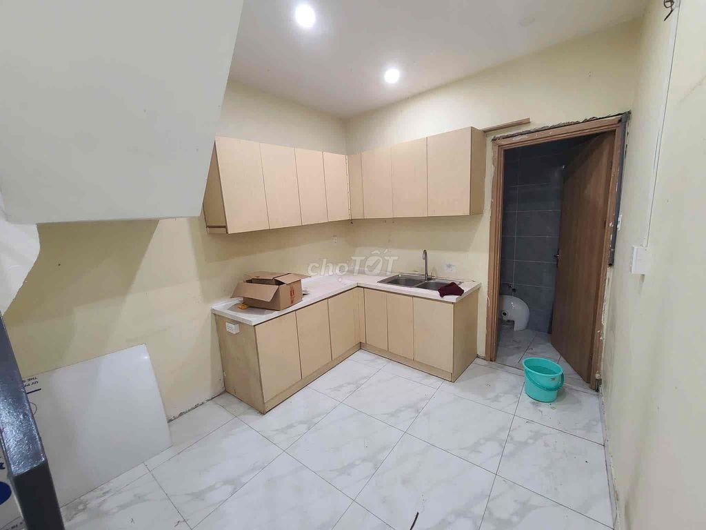Rent the original building in the heart of District 7