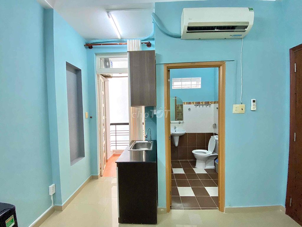 full interior balcony studio close to long chain_phan log