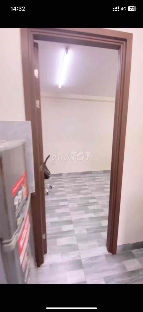 Rent a two-room apartment full of furniture, first floor, front floor.