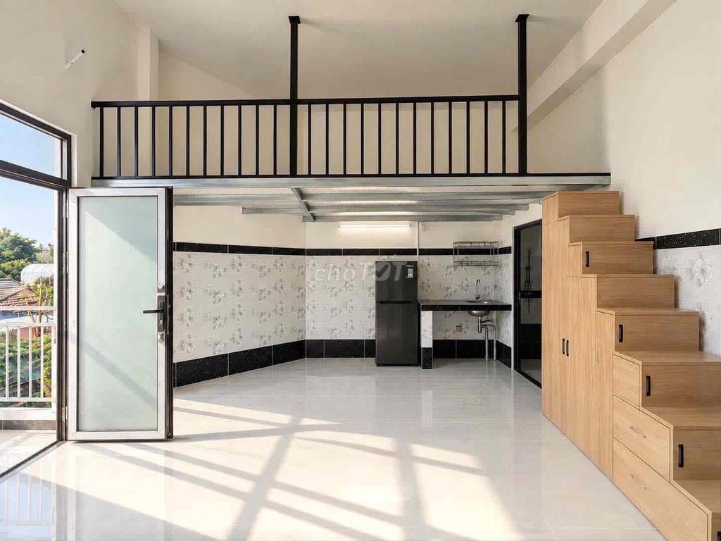 Open a guard room at the University of Lang Gò Vấp.