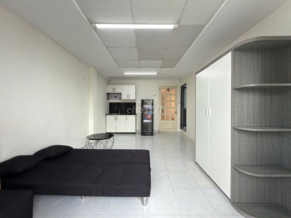 Rent a bedroom- A living room in the trading school 5-P through a full interior