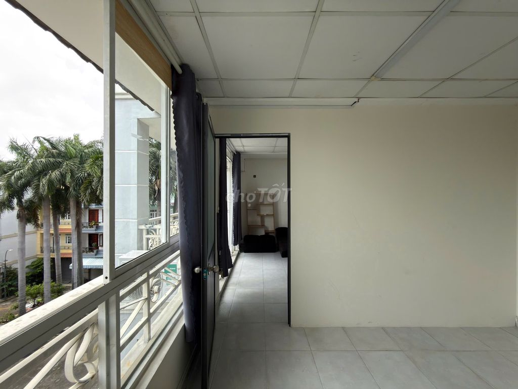Rent a bedroom- A living room in the trading school 5-P through a full interior