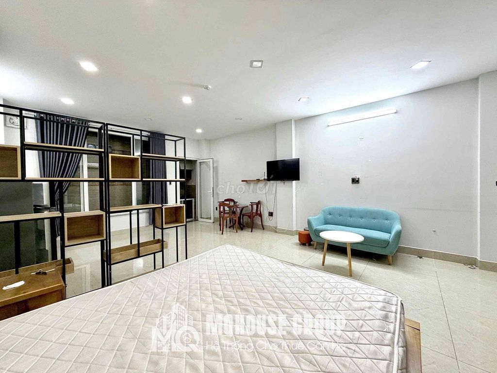studio room, sky window_cretch 40 m2_bm 16 Nguyễn Kiệm
