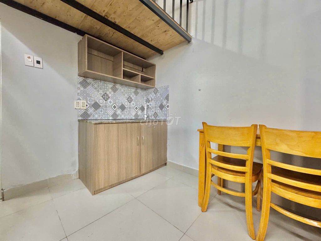 The room's worth 4 million. - Dương Quảng Hàm