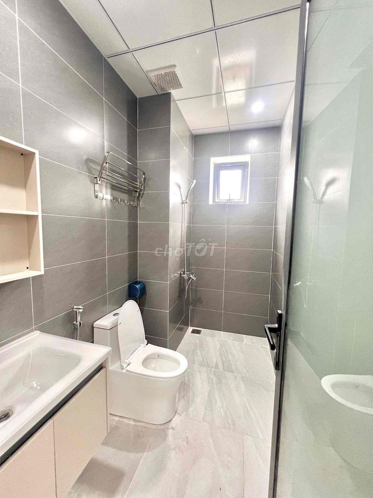 Room 40 m2_ studio, balcony, full interior_796 Trường Sa
