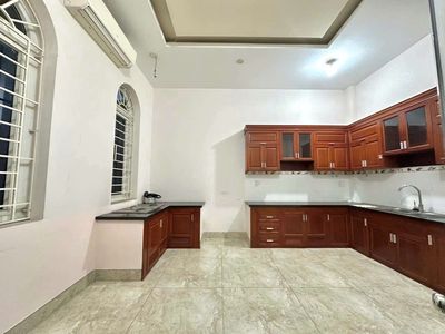 Rent room in Kaspar Long Chun