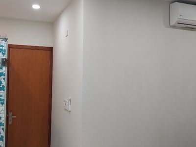Room 26 m2 Only 3 million 5 .6 .6, right away, Huteck University, Finance, gtvt, fpt