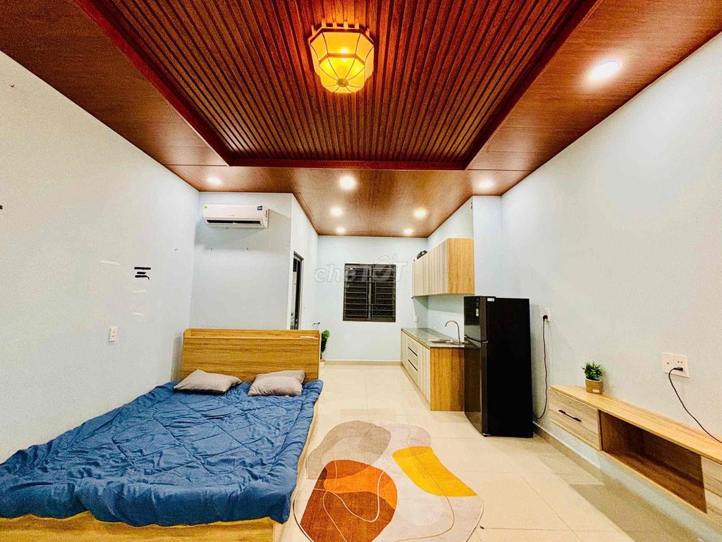 Studio Full interior right here in the Yangtze King