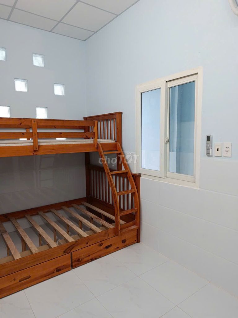 Rent a new motel building on 33 P. Tân Kiểng