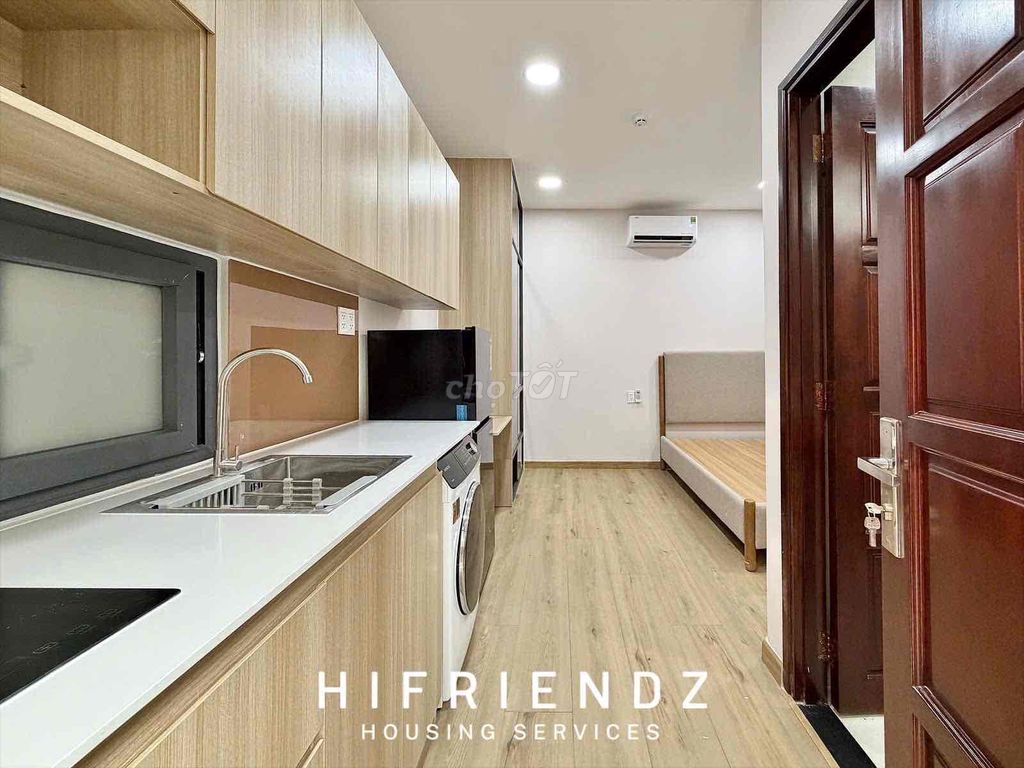 studio apartment full interior