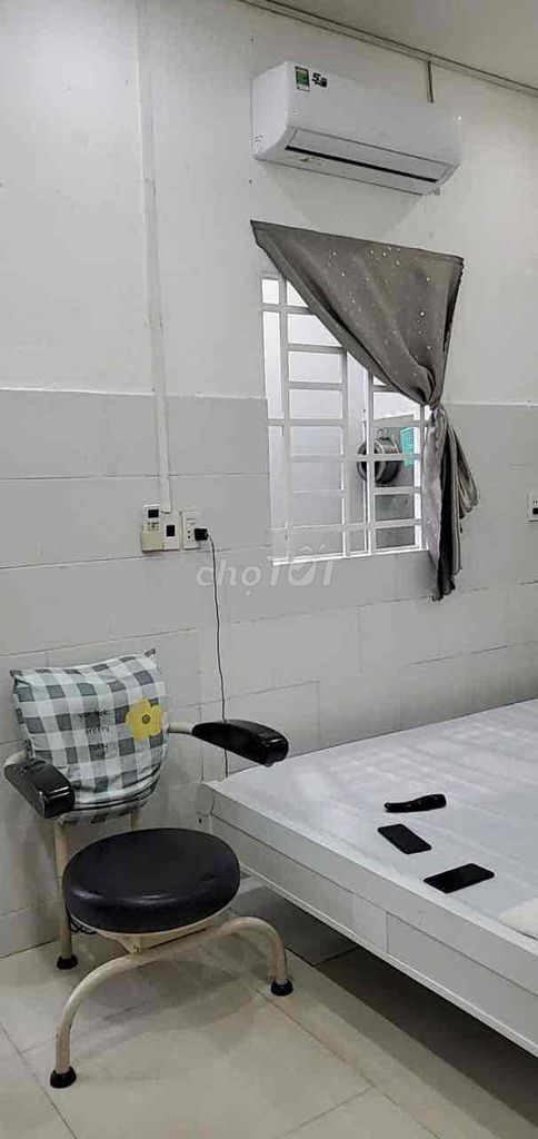 Rooms with balcony, full interior - Qq1167 28 bt