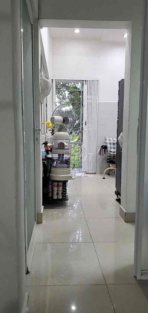 Rooms with balcony, full interior - Qq1167 28 bt
