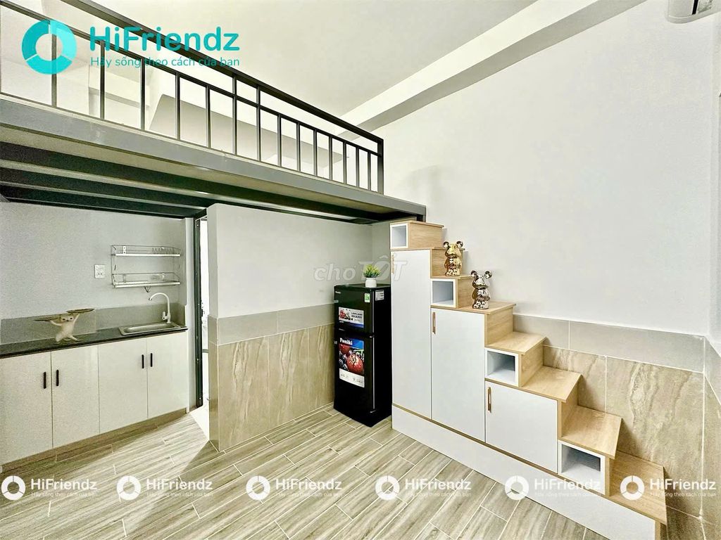 It's for rent near the University of Industrial University.
