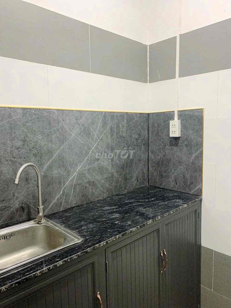 Rent the room, full internal, clean and quiet.
