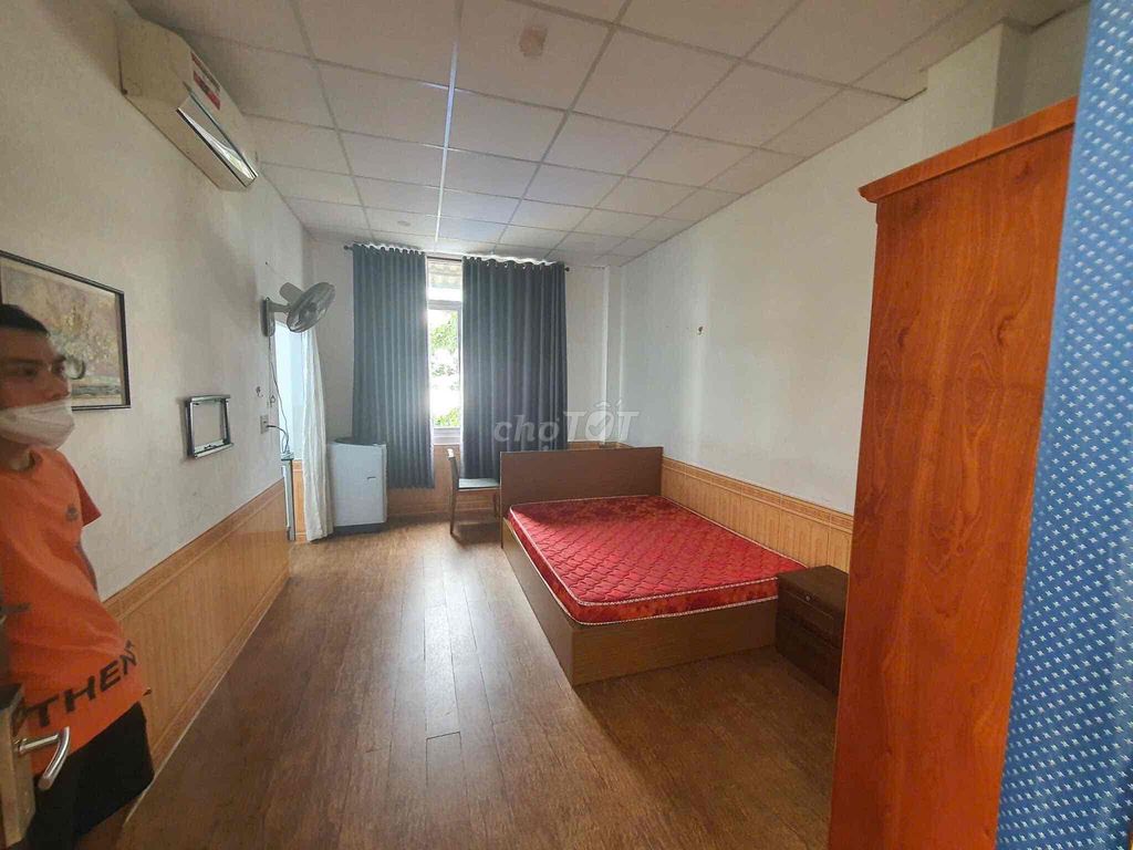 We'll rent into a closed apartment.