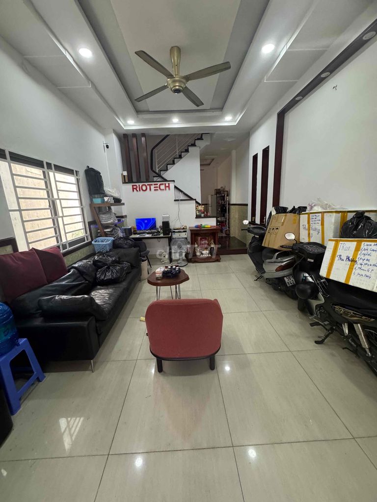 Rent room 18 m2 District 12 full interior