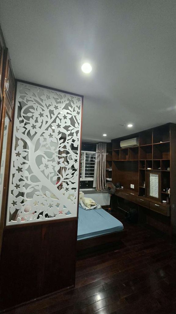 Rent Master Room ( Bed + toilet) hagl3