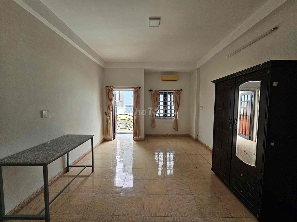 Quang Trung Rent Room near the Western Hall of Happiness