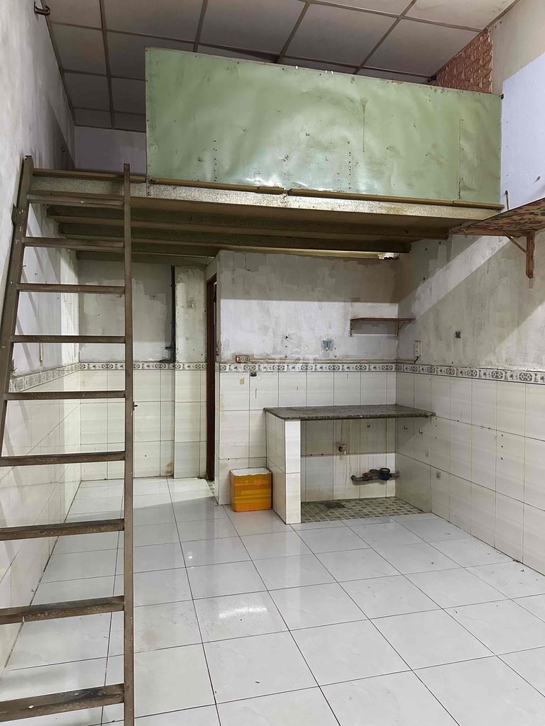 Rent a hotel on Trương Phước Phan.