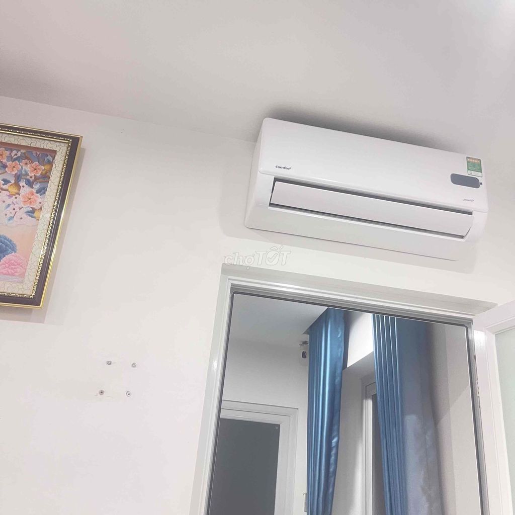 rented room full interior
