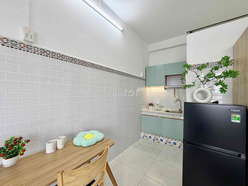The studio is full of furniture - Bancol - in the shower, District 11
