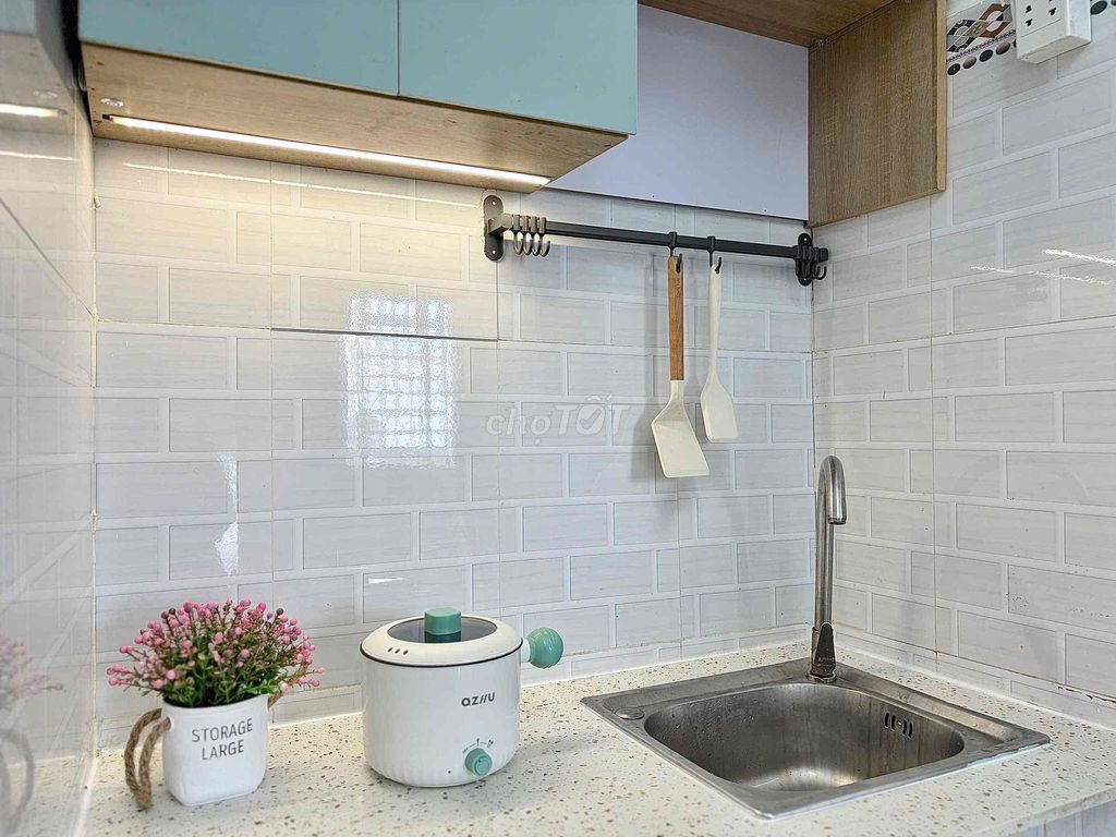 The studio is full of furniture - Bancol - in the shower, District 11