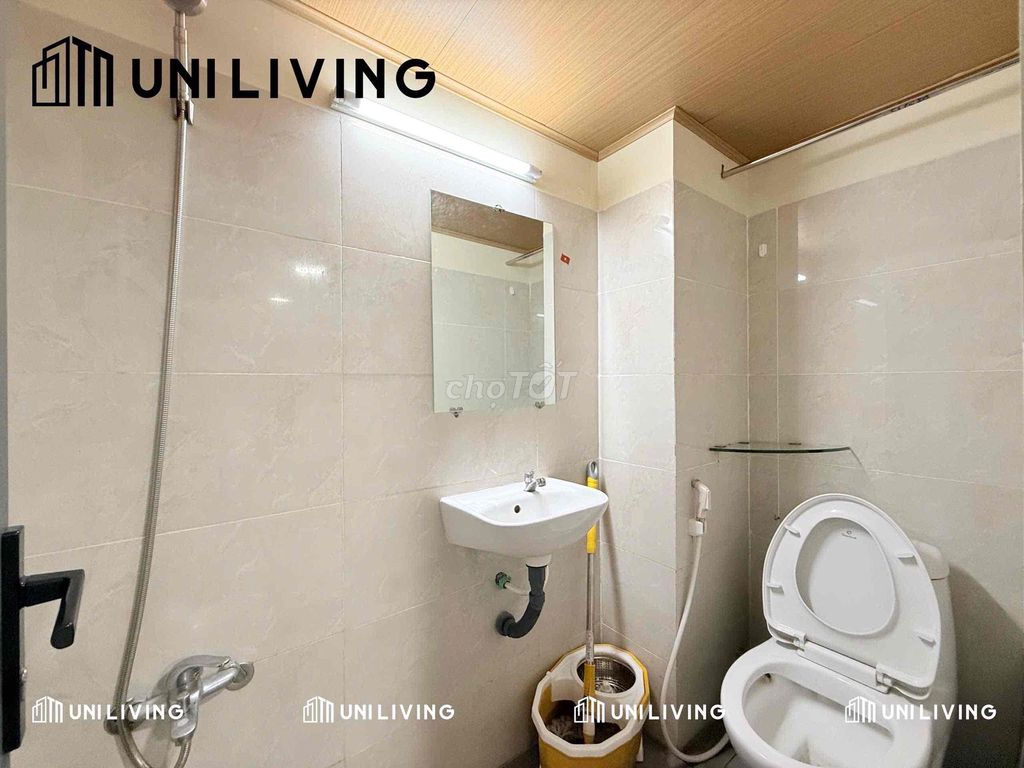 - It's convenient to travel through central districts.