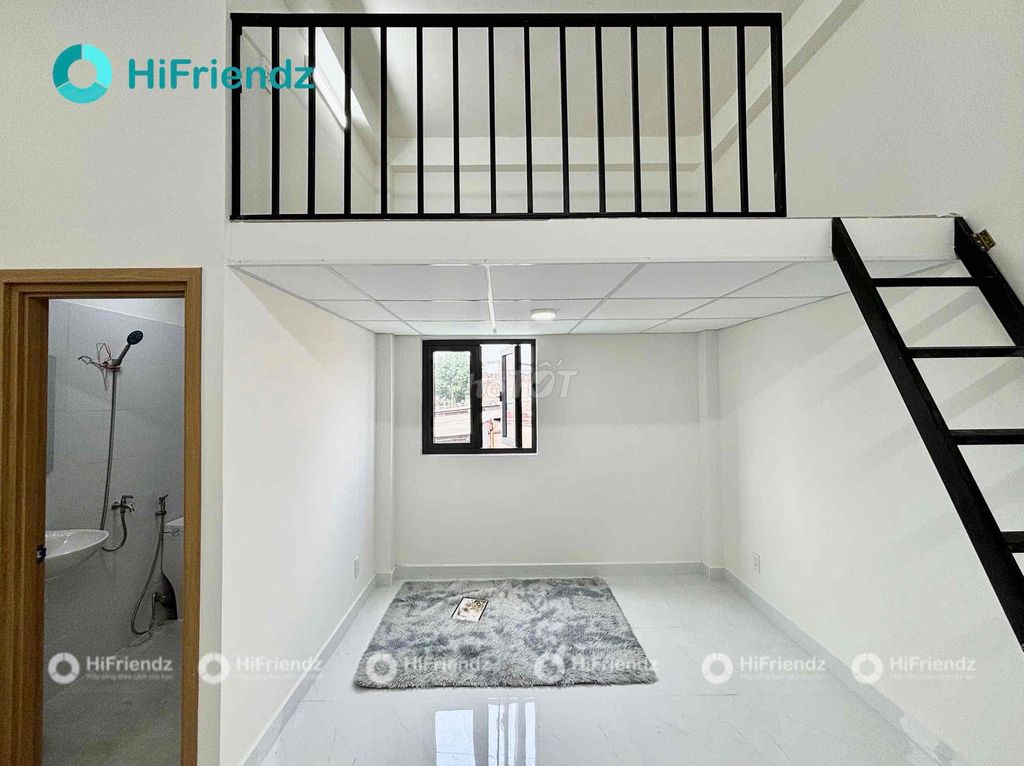 Rent a room with a high guard - ready air conditioning right next to aeon