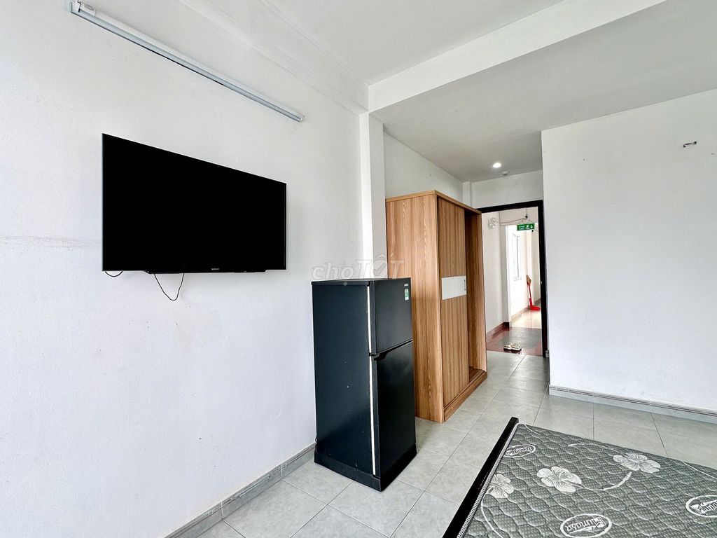 Studio Full Underprivileged, Private Service of Lotte Mart 7