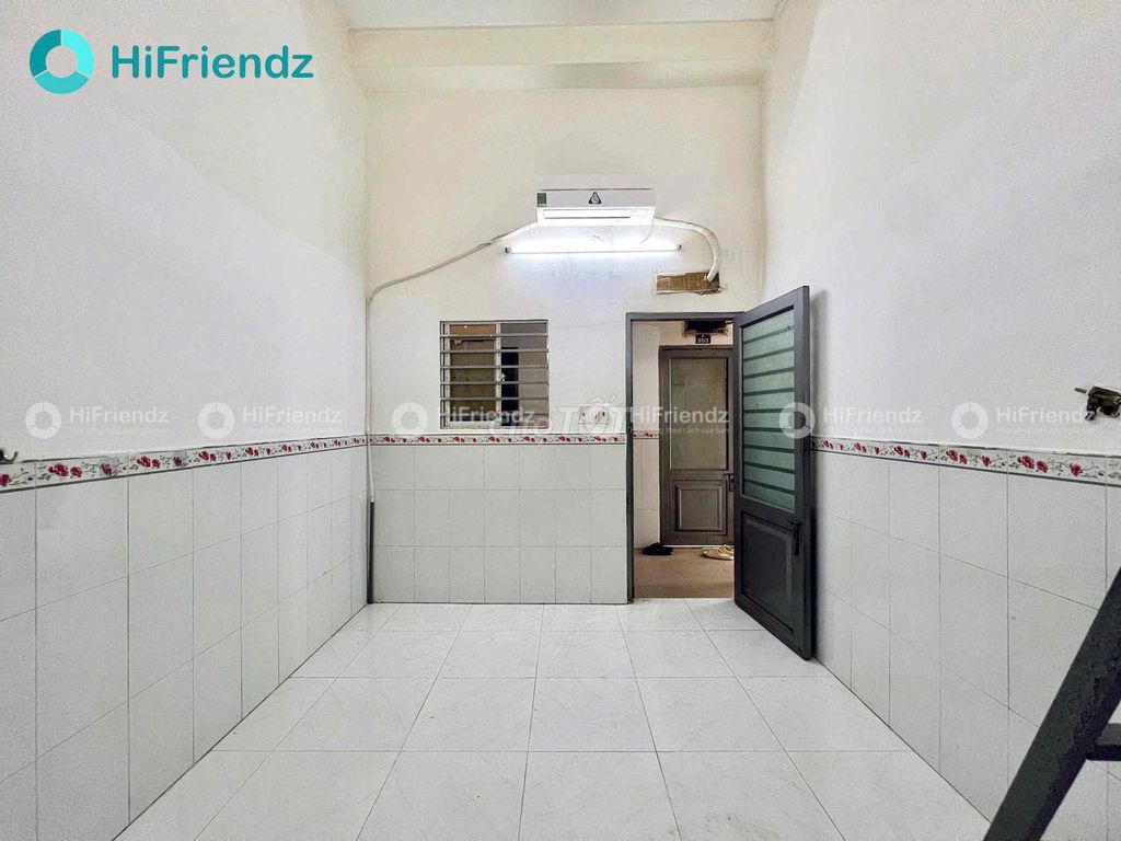 Rent a room with a set-up fridge on the new Tân Quý.