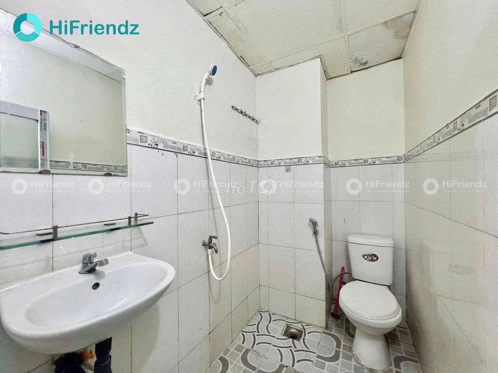 Rent a room with a set-up fridge on the new Tân Quý.