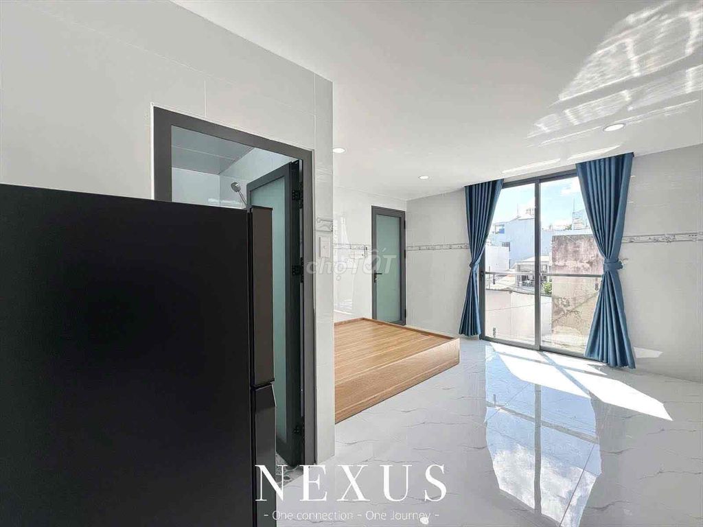 rents a balcony window full of Gò Vấp broadline interiors