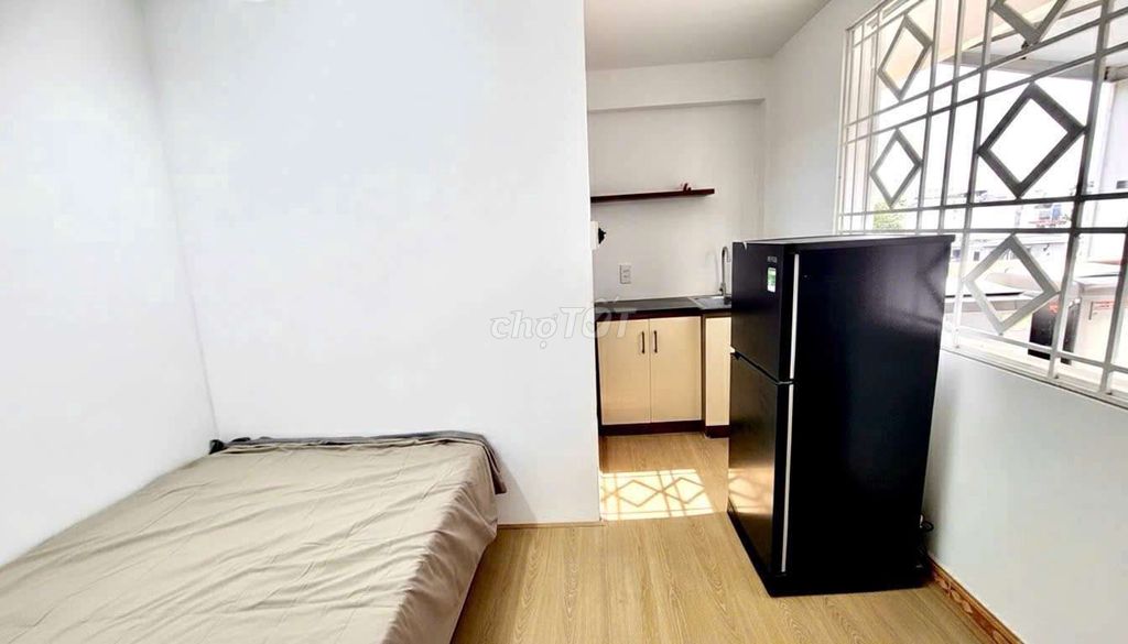 an internal full-house window