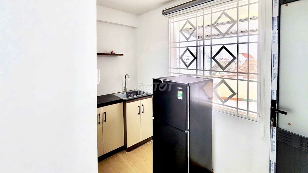 an internal full-house window
