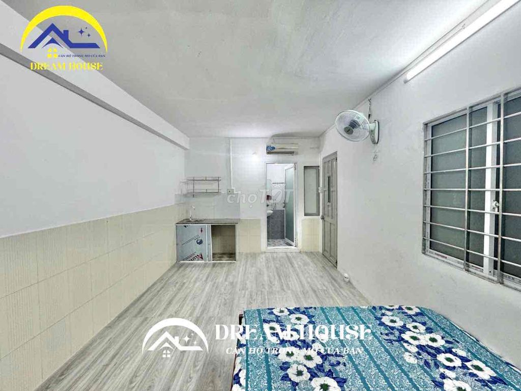 High-level service apartment full of Phú Thọ Hoà End facilities