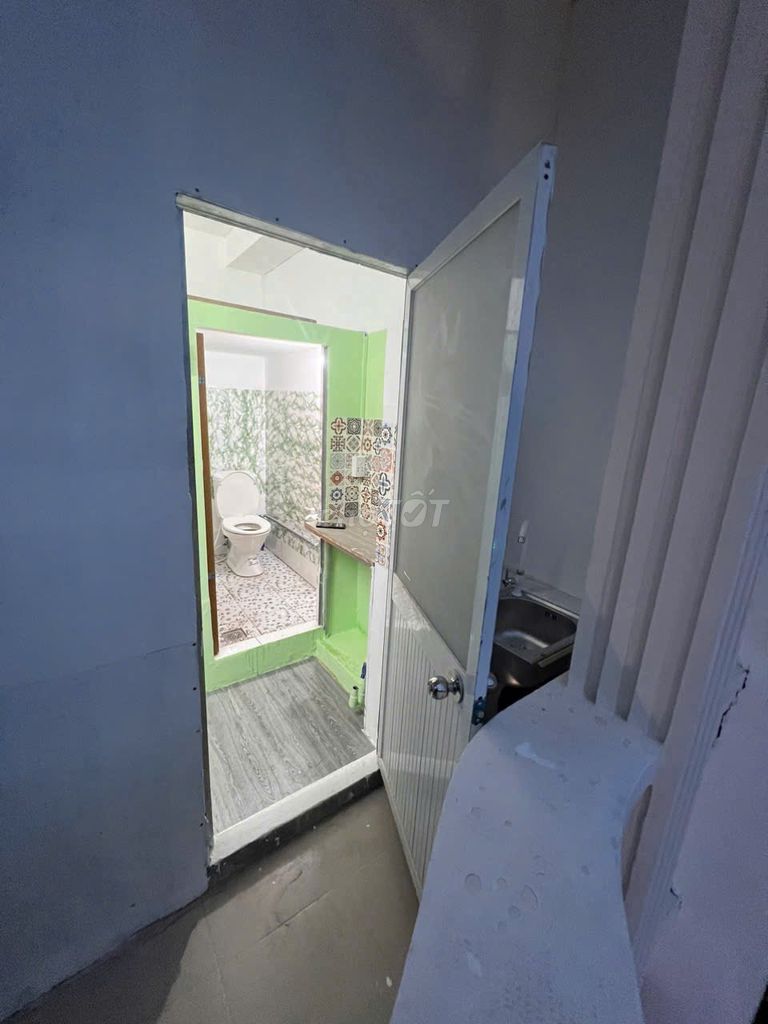 The nice room will be all right on the way to the shop.