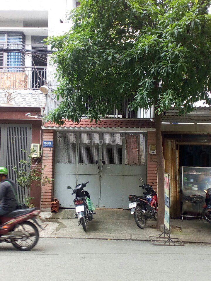 Cool balcony. Right in the Republic-Thăng Long.
