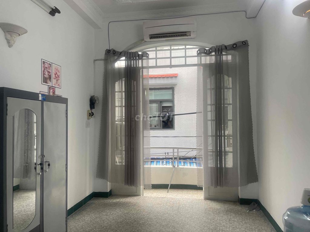 Public Hall 181 Nguyễn Thượng Hiền Bình Thạnh