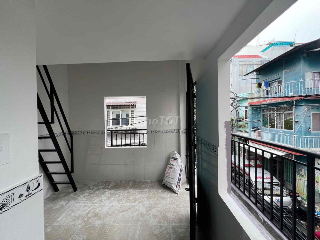 balcony apartment, cool windows, air conditioning near aeon Tân Phú