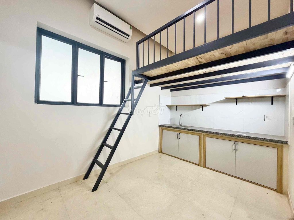 The owner himself rented room ql 1 A An Phú Đông District 12 right into the University site 3.9 million furniture.