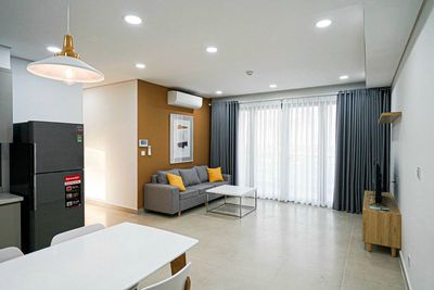 Nosky89 rented two bedrooms. Two bathrooms. 89 meters.