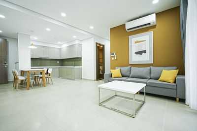 Nosky89 rented two bedrooms. Two bathrooms. 89 meters.