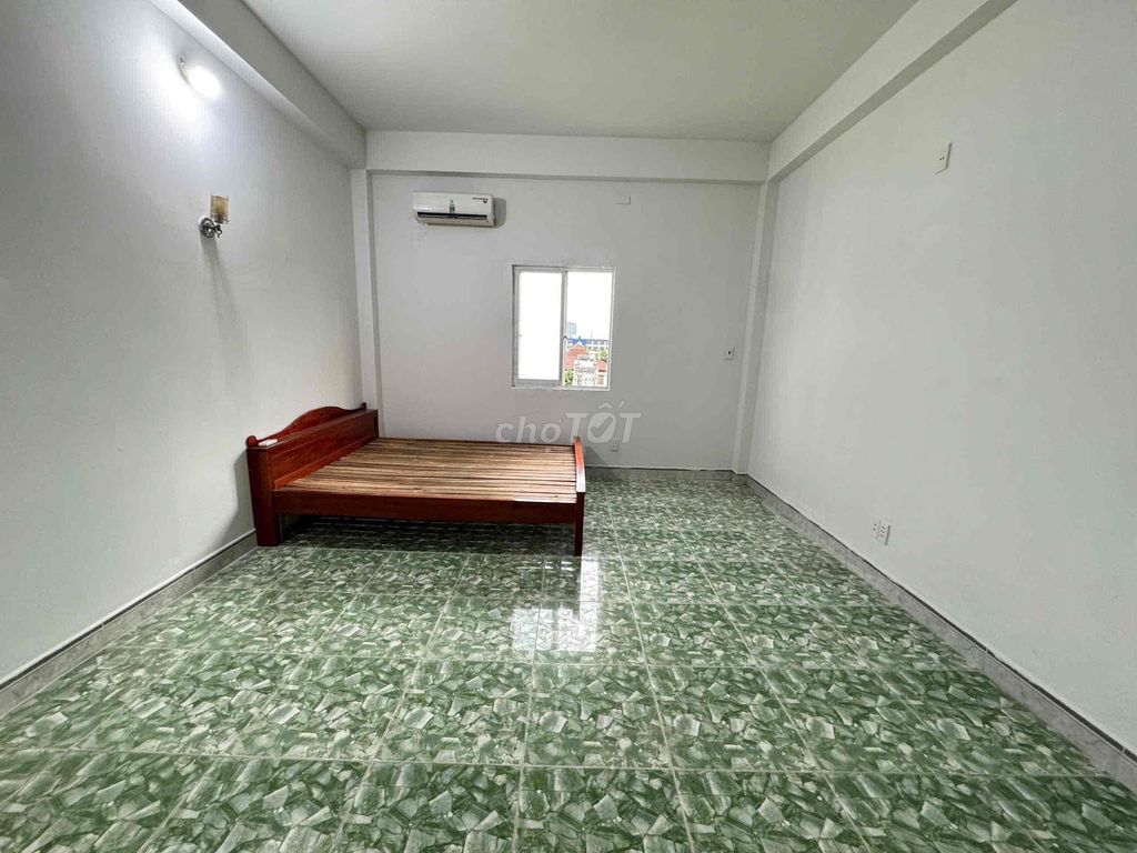 Rent room 30 meters of utility right into the market and University of Culture