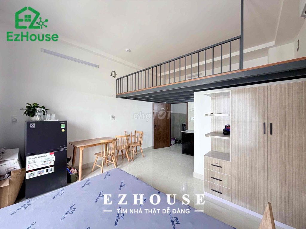 The 2-strip room is cheaper than the 599-km market.