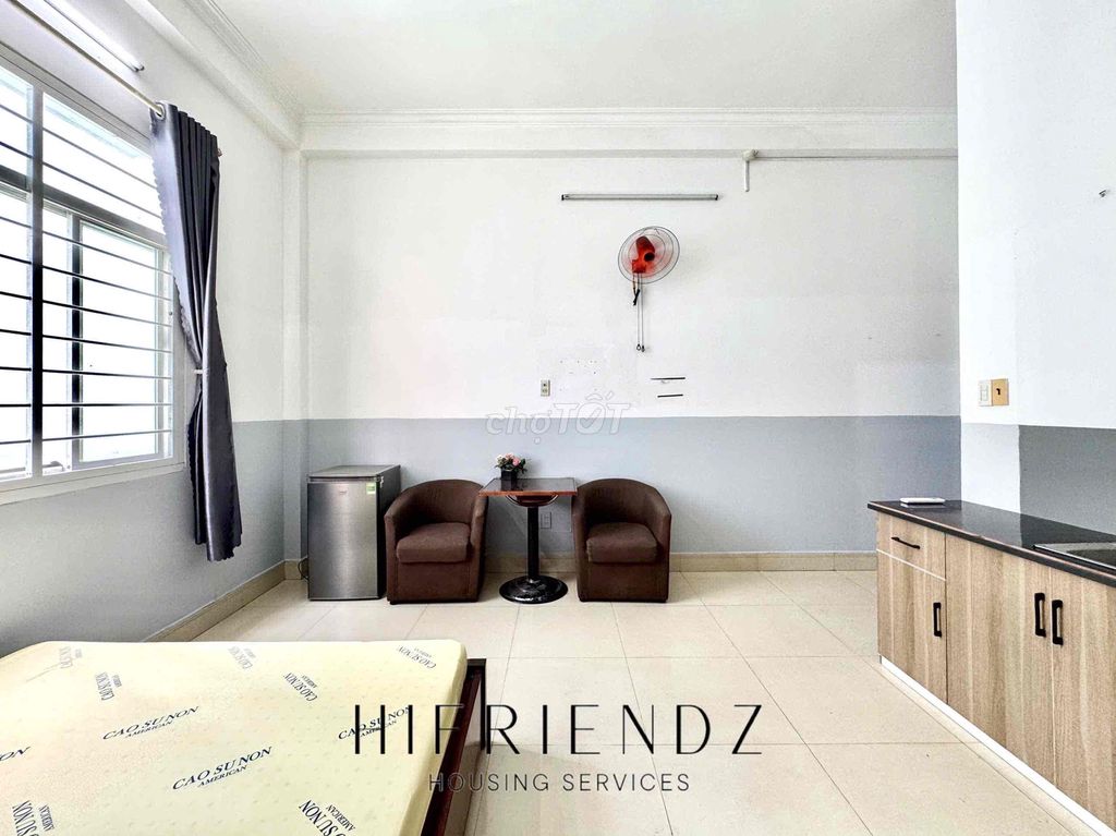 rents a window to the full interior near the dedicated university shower