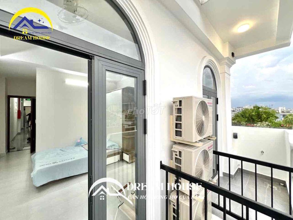 A cheap Bancol service apartment full interior has its own washing machine