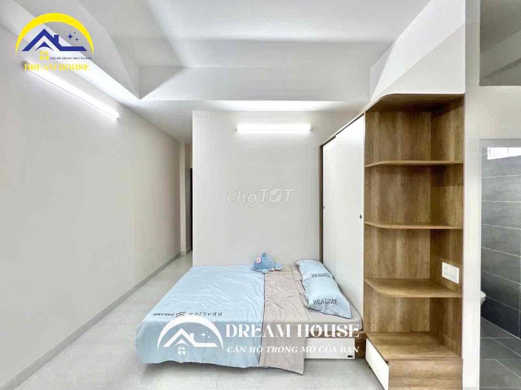 A cheap Bancol service apartment full interior has its own washing machine