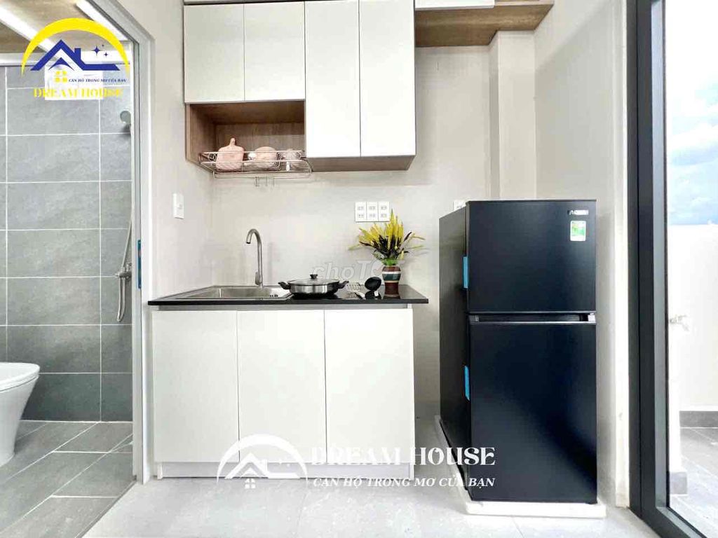 A cheap Bancol service apartment full interior has its own washing machine