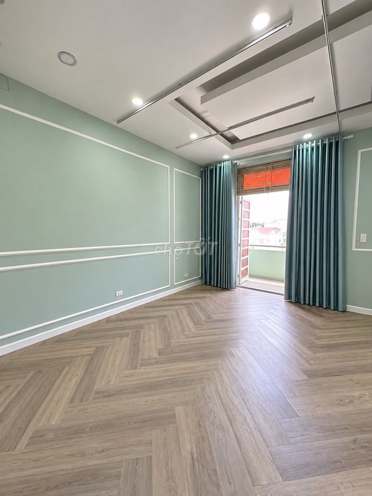 Rent a two-story room, area 35 meters.